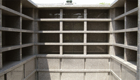 ペット霊園内部